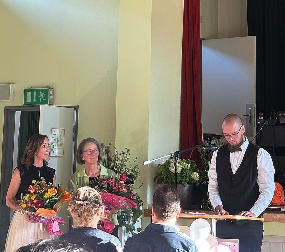 Publikum, Redner in einem Saal
