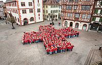 Rotes Kreuz auf dem Marktplatz